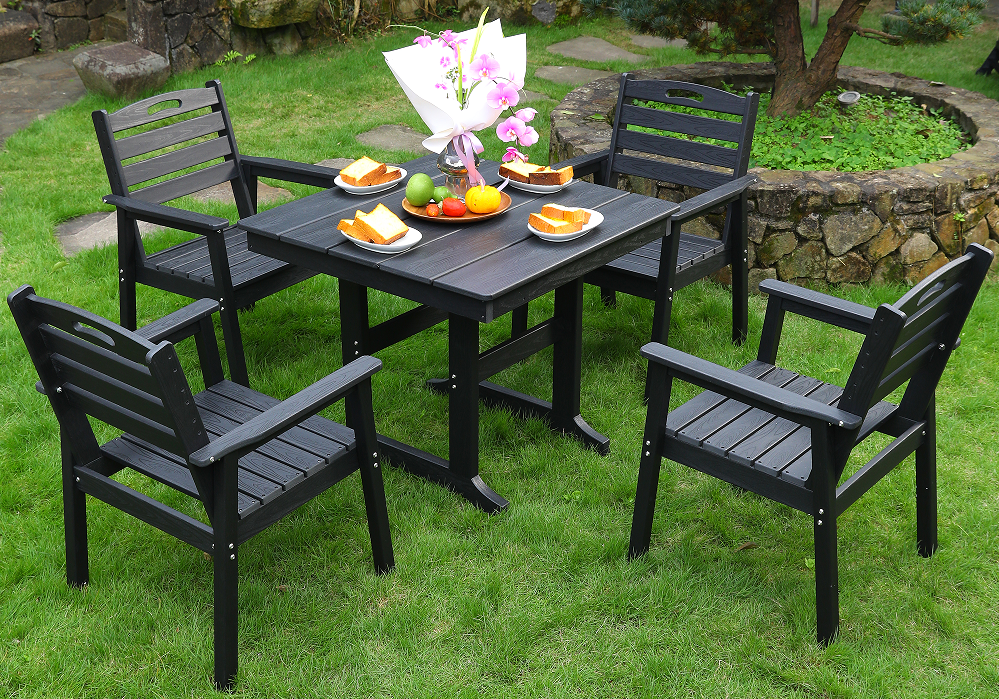 Set Makan Persegi 4 Bagian HDPE Hitam dengan Sandaran Horizontal